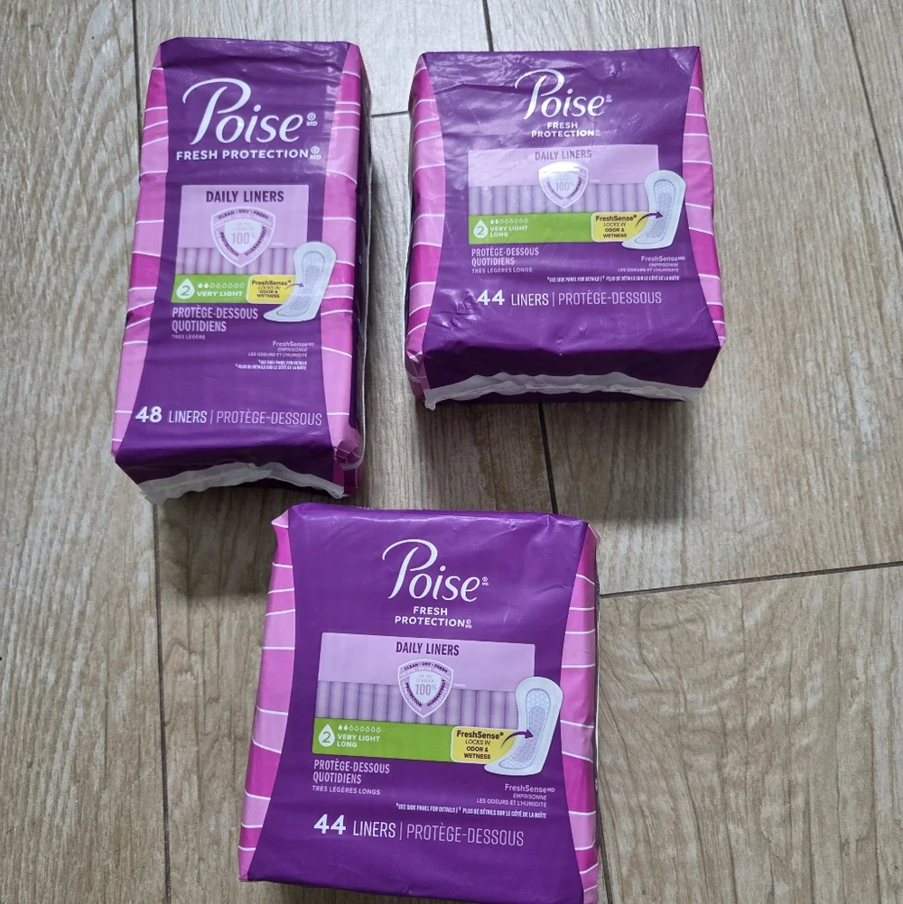 Poise Daily Liners Pads Bundle - Picture 2 of 2